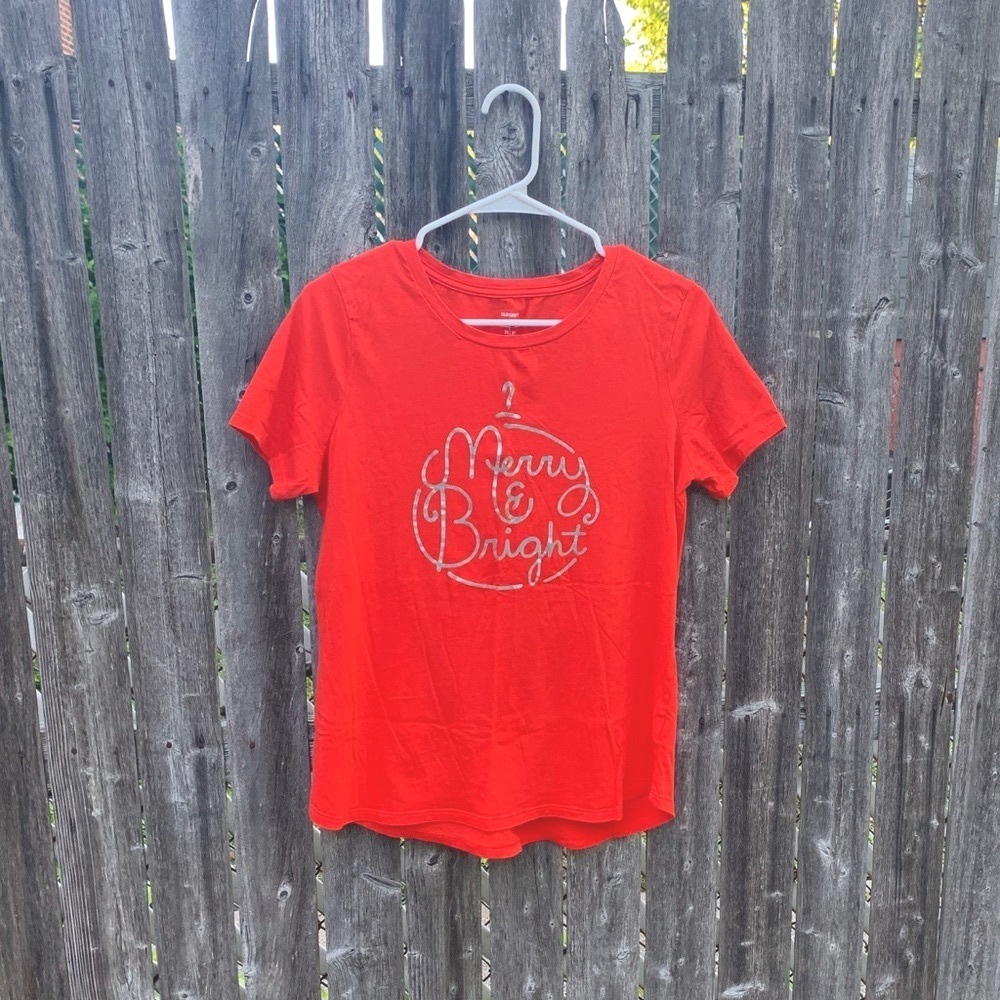🎉4 FOR $20🎉 NWOT Woman's Old Navy T-shirt